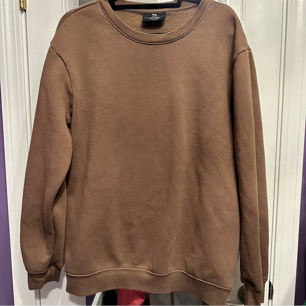 H&M Men’s Relaxed Fit Crewneck Sweatshirt
